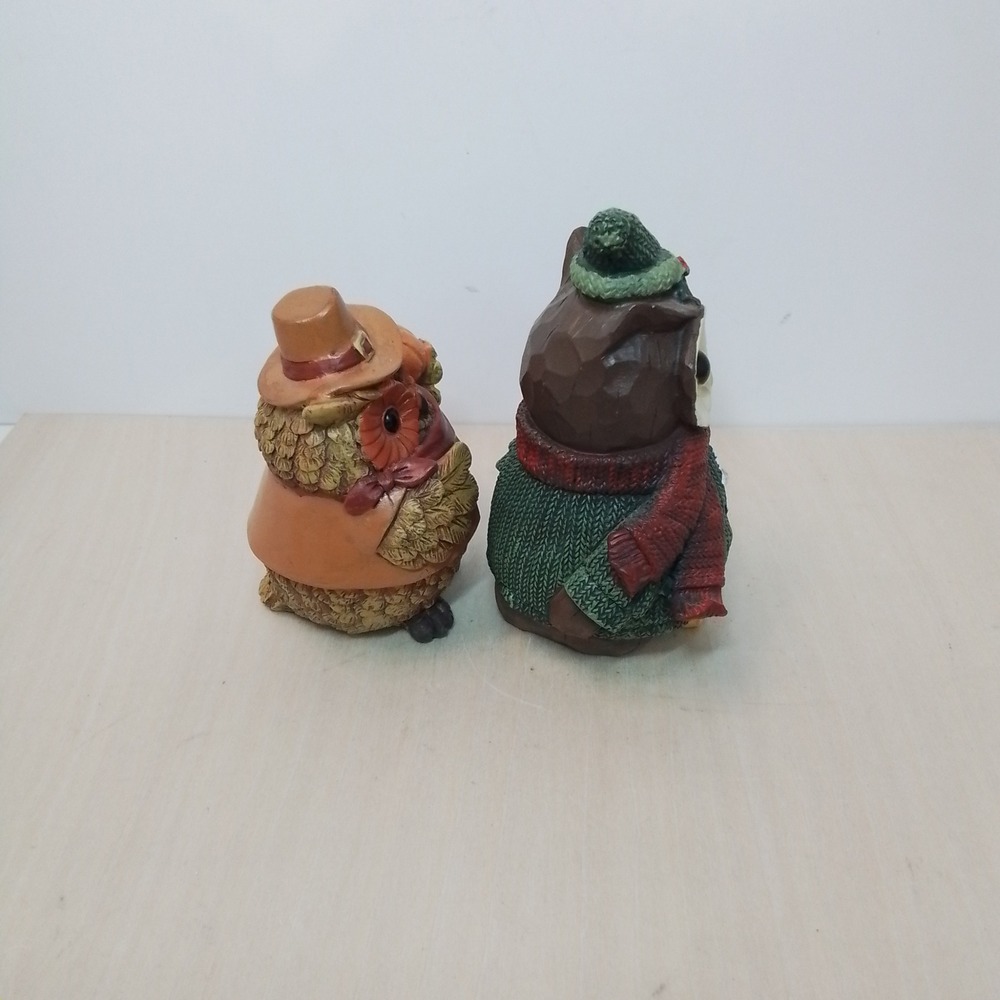 Set of 2 Resin Owls Thanksgiving Christmas Themed Figurines Decor - Picture 4 of 7
